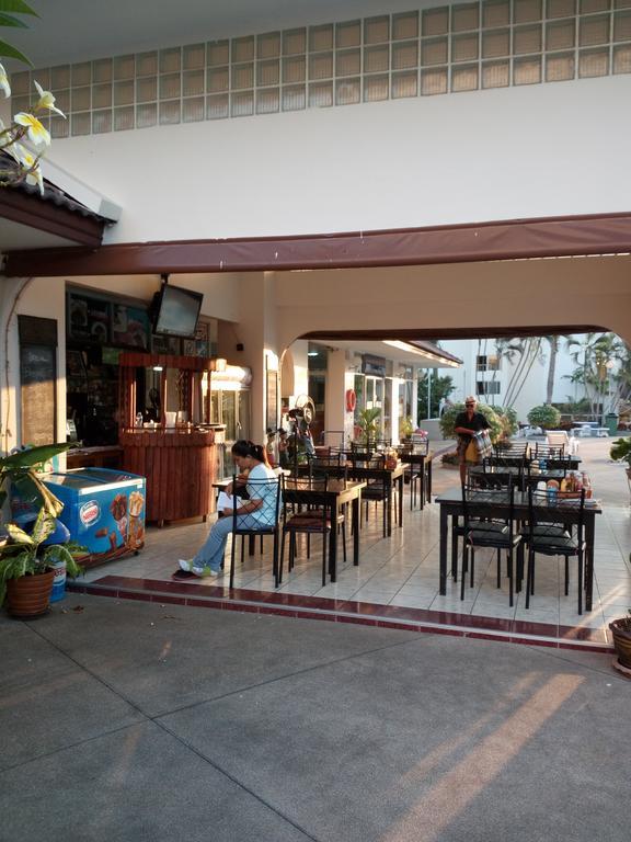 View Talay 1B By Fernando Apartment Pattaya Luaran gambar